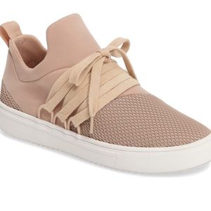 NEW Steve Madden Lancer sneakers